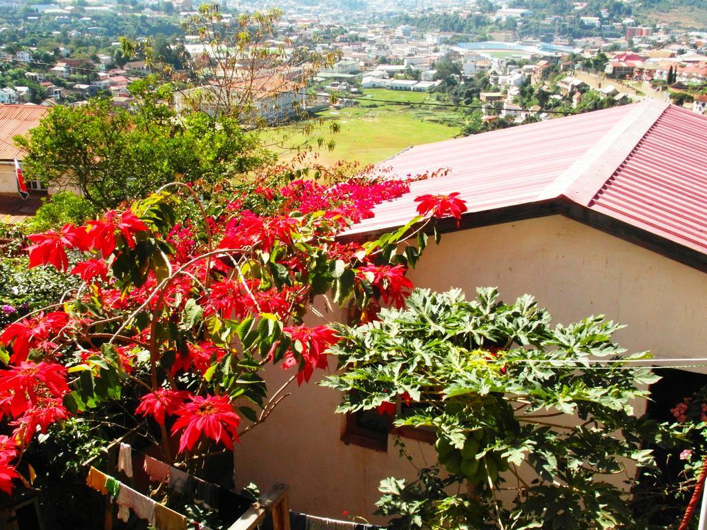 Hotel Three Palms Fianar Fianarantsoa Zewnętrze zdjęcie