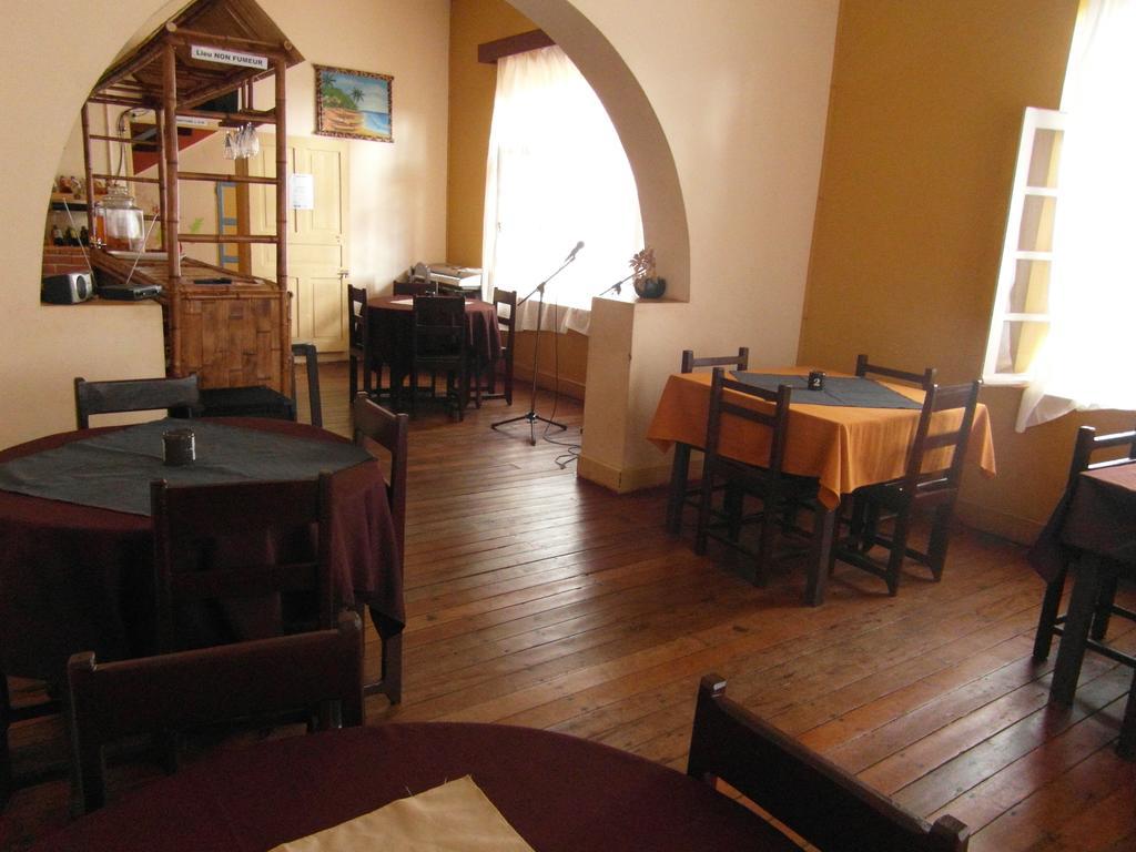 Hotel Three Palms Fianar Fianarantsoa Zewnętrze zdjęcie